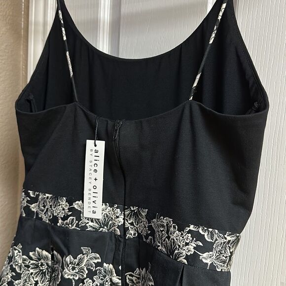 ALICE + Olivia Madison Pleated Fit & Flare MiniDress Block Art Festival NEW - Picture 9 of 12